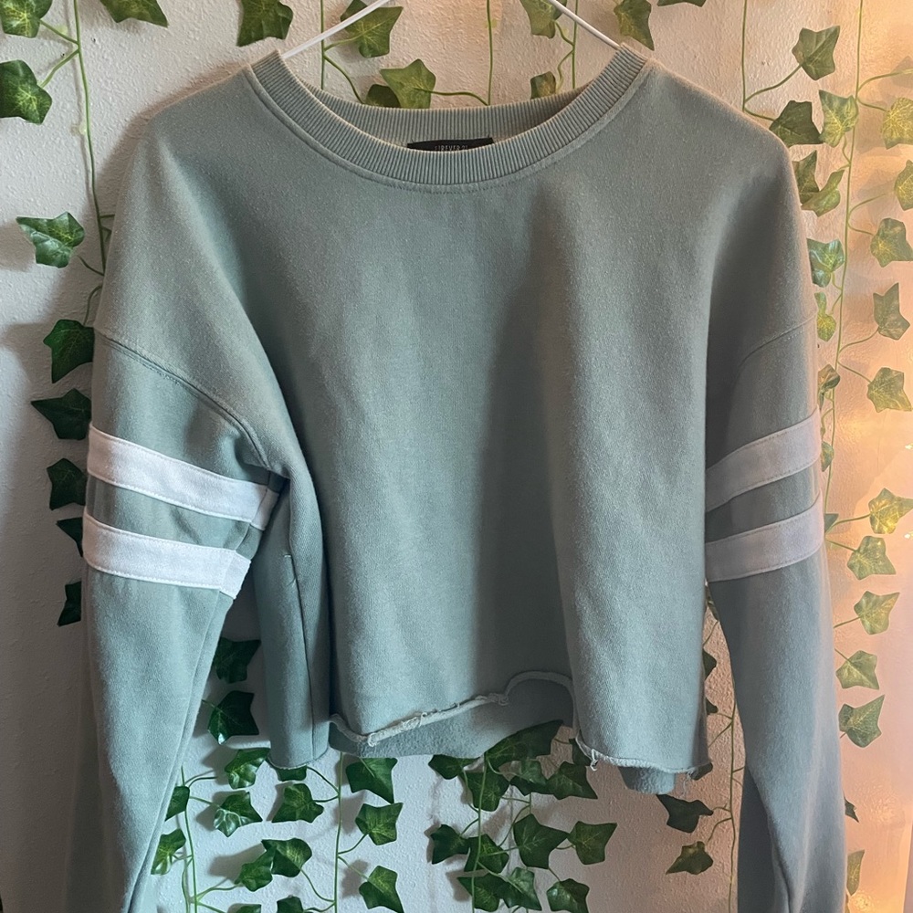 forever 21 cropped sweater